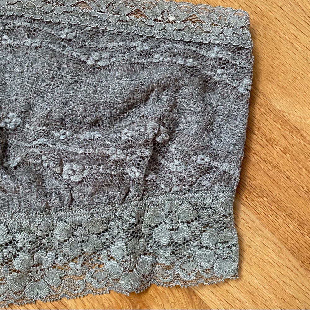 Free People NEW Lace Scallop Bandeau - Picture 5 of 6